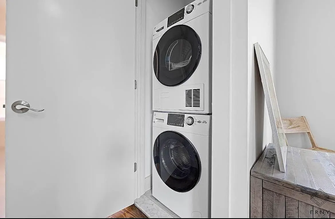 610 Maple Street — Photo 3