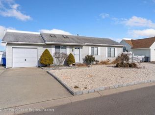 156 Arthur Dr, Manahawkin, NJ 08050