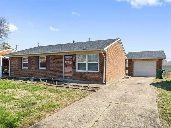 2907 Redford Dr, Owensboro, KY 42303