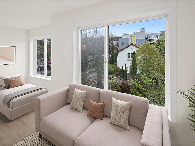 Equinox Apartments — Photo 1