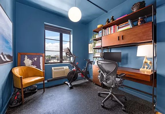 5th image of 527 Court St APT 6A