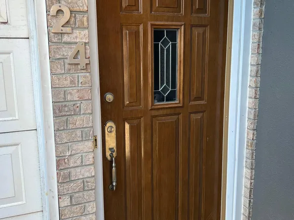 24 Jake Ct #2, Staten Island, NY 10304