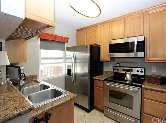 5th image of 1345 Cabrillo Park Dr APT J10