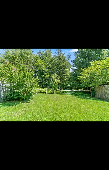 539 Congressional Dr — Photo 13