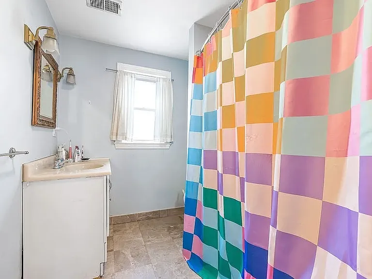 106 Chester St #3 — Photo 8