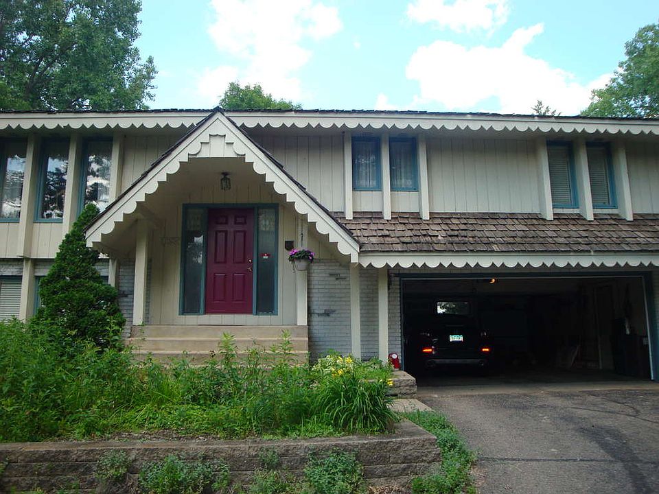 1st image of 160 Oak Shore Dr
