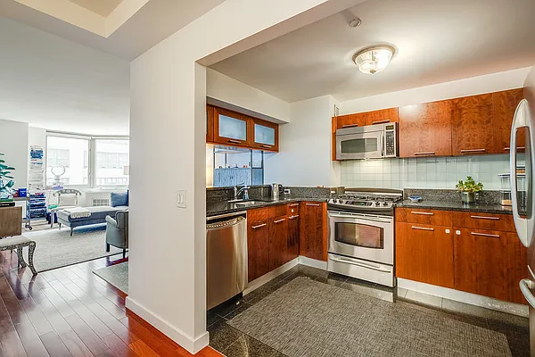 Sold by Keller Williams NYC | media 7