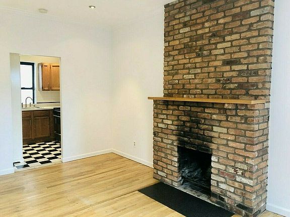 4th image of 70 Grove St #4RA