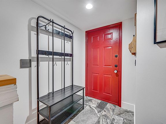 3rd image of 2021 SE 10th Avenue #205