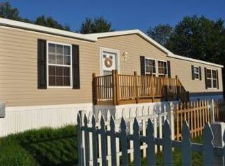 39 Clayton Dr, Clifton Park, NY 12065