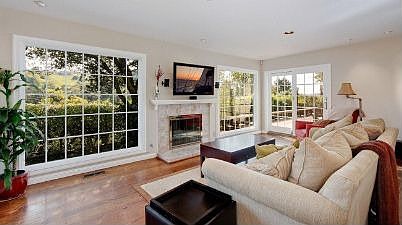 Living Room :: 27 Woodside