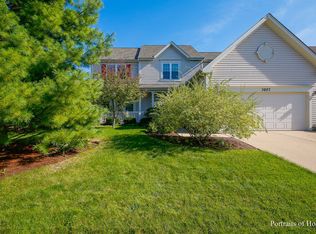 3097 Solitude Ln, Aurora, IL 60502