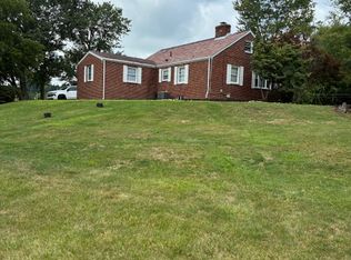 14870 Millersburg Rd SW, Navarre, OH 44662