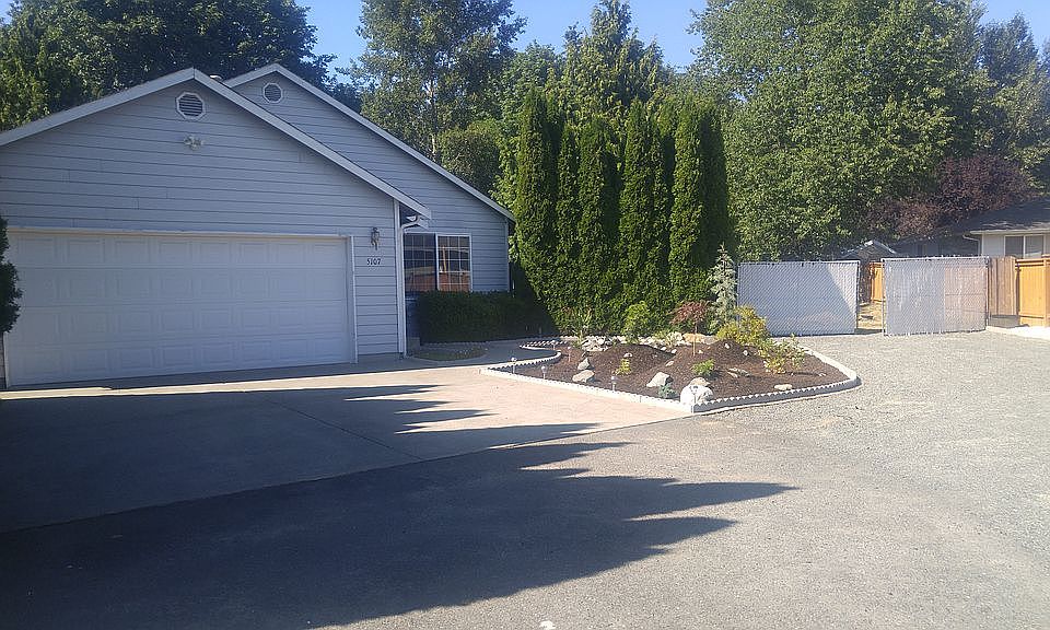 1st image of 5107 61st St NE