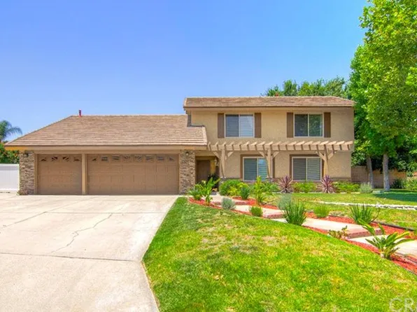 6071 Candle Light Ln, Yorba Linda, CA 92886