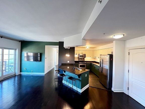 4th image of 501 Commerce Dr Unit 3315
