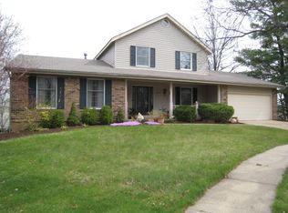 15515 Easy Ridge Ct, Chesterfield, MO 63017