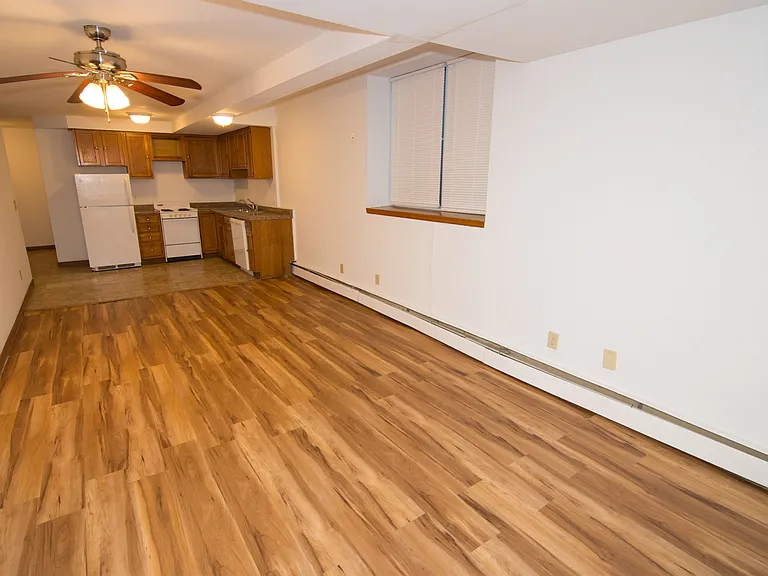 Stevens Square Apartments — Photo 175