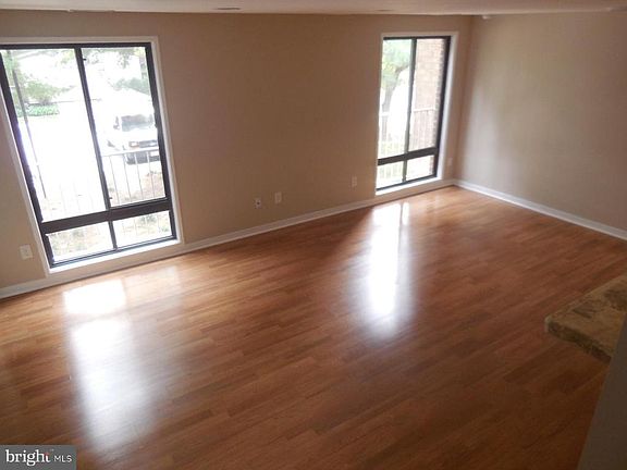 5th image of 5 Brassie Ct