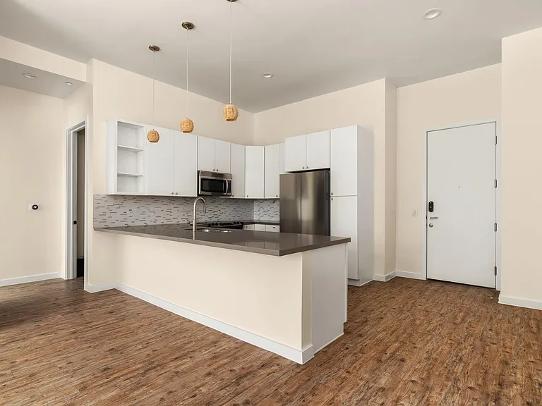 507 Sabine St #806 — Photo 6