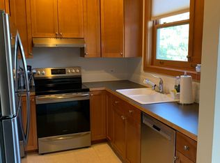 1552 16th Ave E #B, Seattle, WA 98112