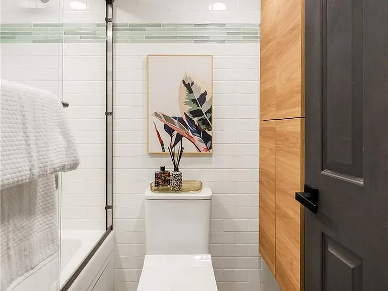 2 Adams St #207 — Photo 8