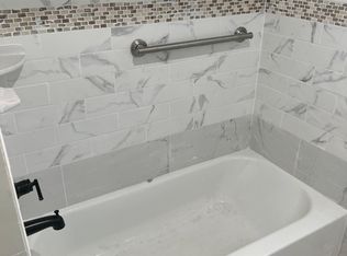 40 Bennett Vlg, Buffalo, NY 14214