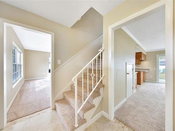5th image of 115 Paine Dr
