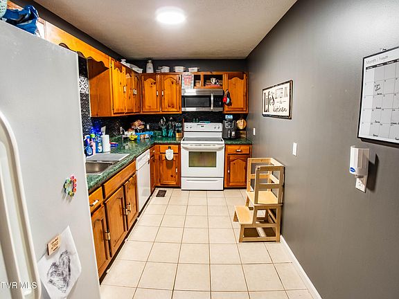 4th image of 152 Echo Hills Dr