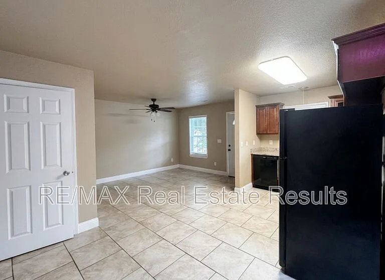 1521 N Dawn Dr — Photo 5