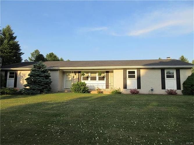 1st image of 1212 Saddle Dr