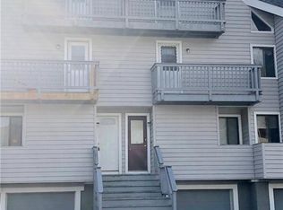 105 Tremont Ave APT D, Bridgeport, CT 06606