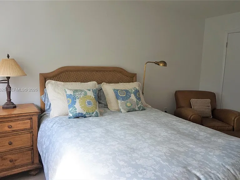 210 Sea View Dr #408 — Photo 21