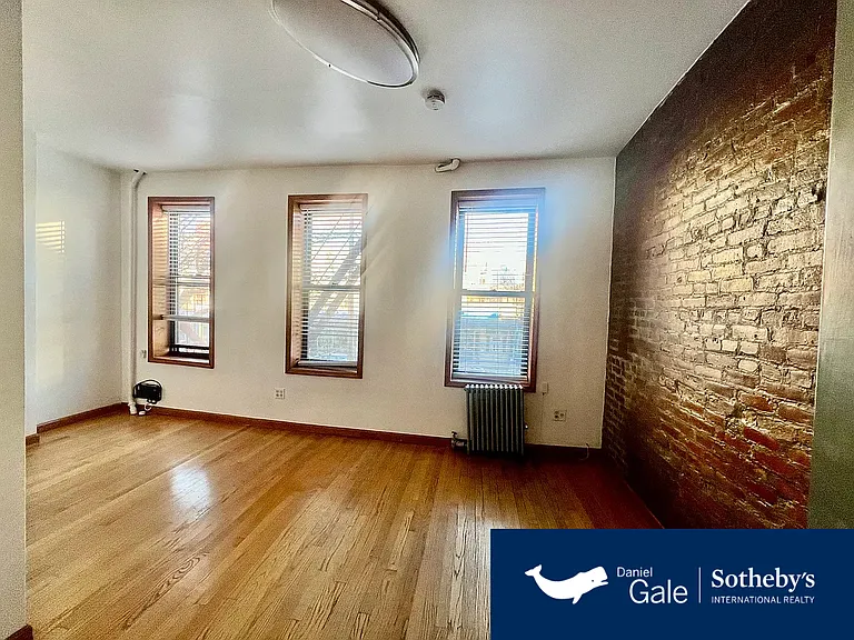702 Washington Ave #TOP — Photo 4