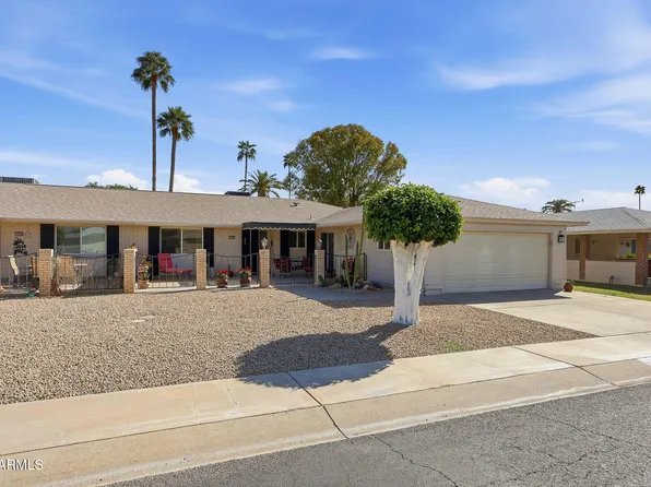 10438 W SARATOGA Circle, Sun City, AZ 85351