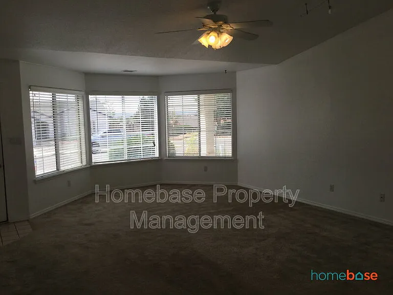 4404 Atlantic St — Photo 4
