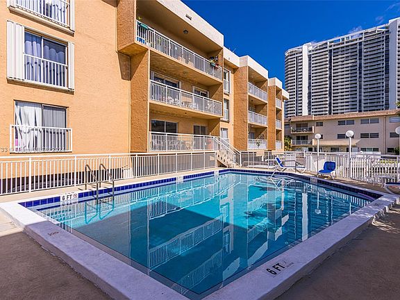 5th image of 17051 NE 35th Ave APT 308
