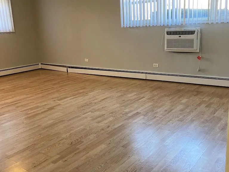 1447 WEST TOUHY LLC — Photo 15