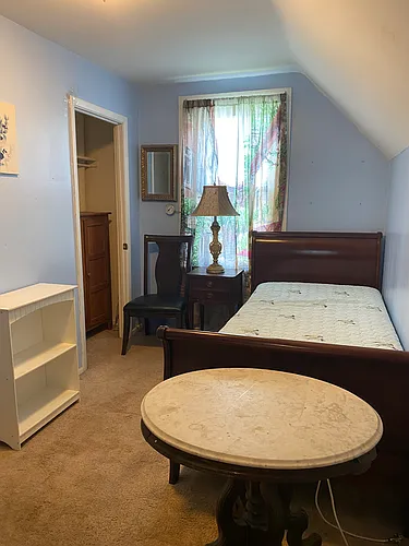 24 Linden Pl Photo 1
