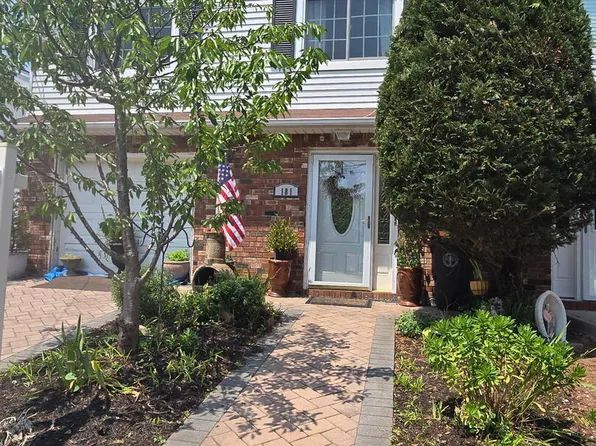 181 Mosely Ave Floor 2, Staten Island, NY 10312