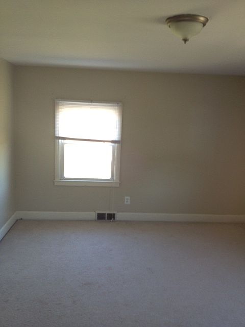 1st bedroom