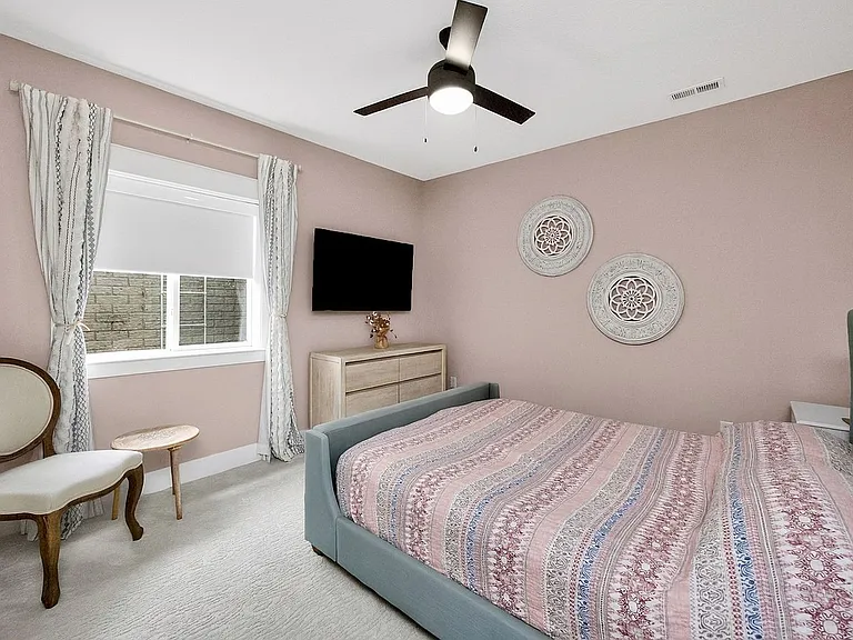 14301 Sheridan Ave — Photo 1