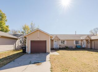 401 Edgewood Ave, Augusta, KS 67010