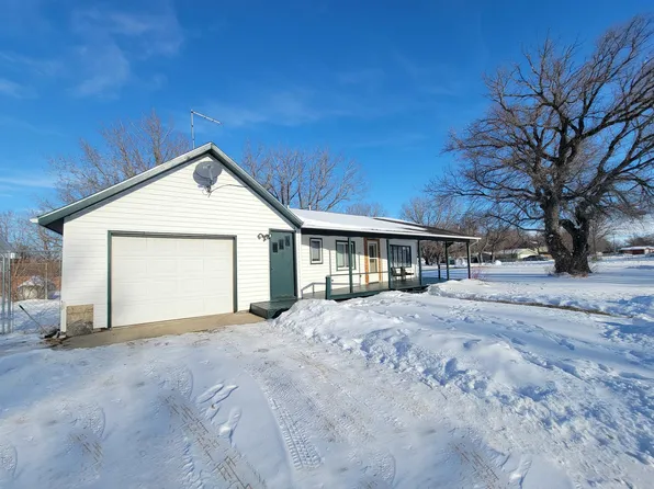 300 1st Ave SW, Sawyer, ND 58781