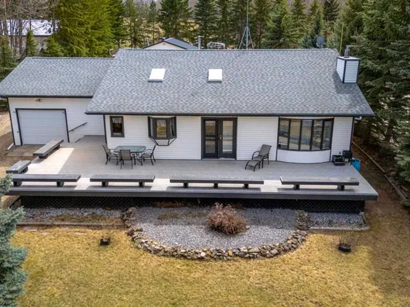 294 N, Grandview, AB T0C 2V0