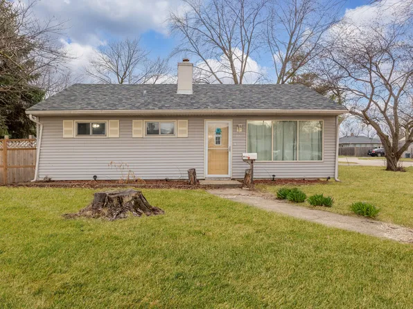 821 Westshire Dr, Joliet, IL 60435