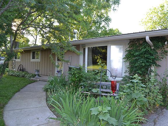2nd image of W381 Golden Lake Park Cir