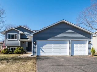 17325 Fieldcrest Ave, Farmington, MN 55024