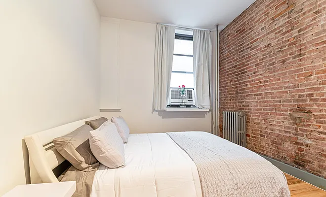 Rented by Highline Residential | media 69