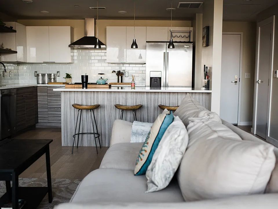 476 Enterprise Blvd #206